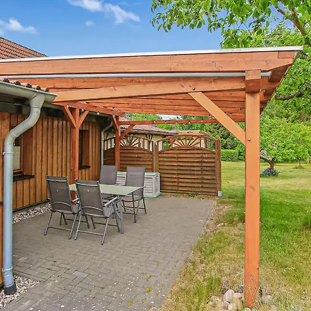 Ferienwohnung Zislow Lägenhet